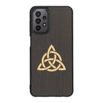 Coque de protection en bois véritable fabriquée en France pour Samsung A23 alliant du chêne fumé et du bambou représentant une triquetra