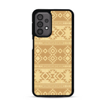 Coque de protection en bois véritable fabriquée en France pour  avec des motifs géométriques s'inspirant des temples aztèques, mayas et incas