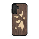 Coque de protection en bois véritable fabriquée en France pour  alliant du bambou et du noyer sur le thème du voyage et de l'aventure représentant une mappemonde