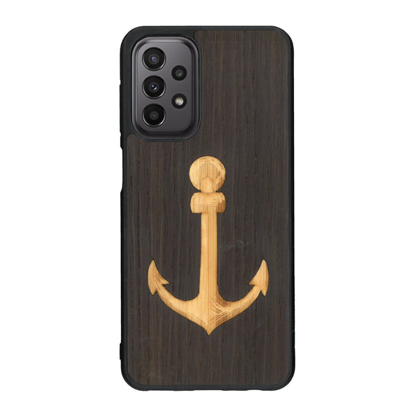 Coque de protection en bois véritable fabriquée en France pour Samsung A33 sur le thème nautique avec un bois clair et un bois foncé représentant une ancre de bateau