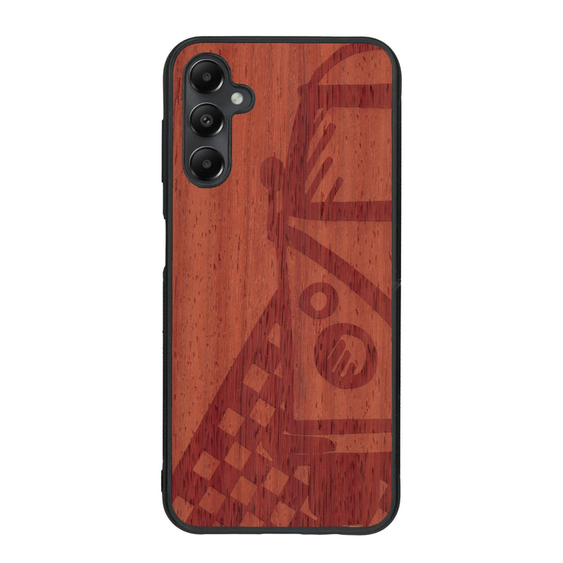 Coque de protection en bois véritable fabriquée en France pour Samsung A34 sur le thème du voyage avec un van combi