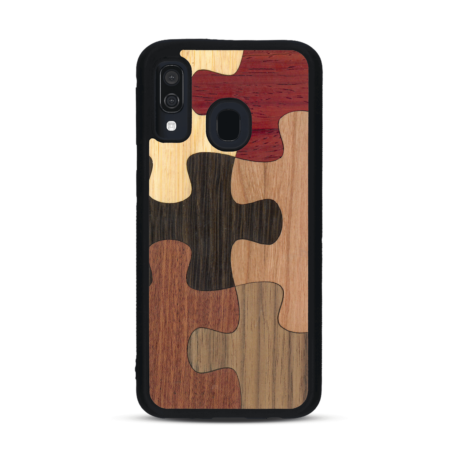 Coque de protection en bois véritable fabriquée en France pour  représentant un puzzle en six pièces qui allie du chêne fumé, du noyer, du bambou, du padouk, du merisier et de l'acajou