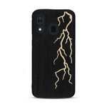 Coque de protection en bois véritable fabriquée en France pour  alliant plusieurs essences de bois pour représenter un éclair divin