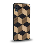 Coque de protection en bois véritable fabriquée en France pour Samsung A50 alliant plusieurs essences de bois pour représenter un classique intemporel de la marqueterie
