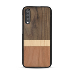 Coque de protection en bois véritable fabriquée en France pour  alliant des bandes horizontales de bambou, merisier et noyer
