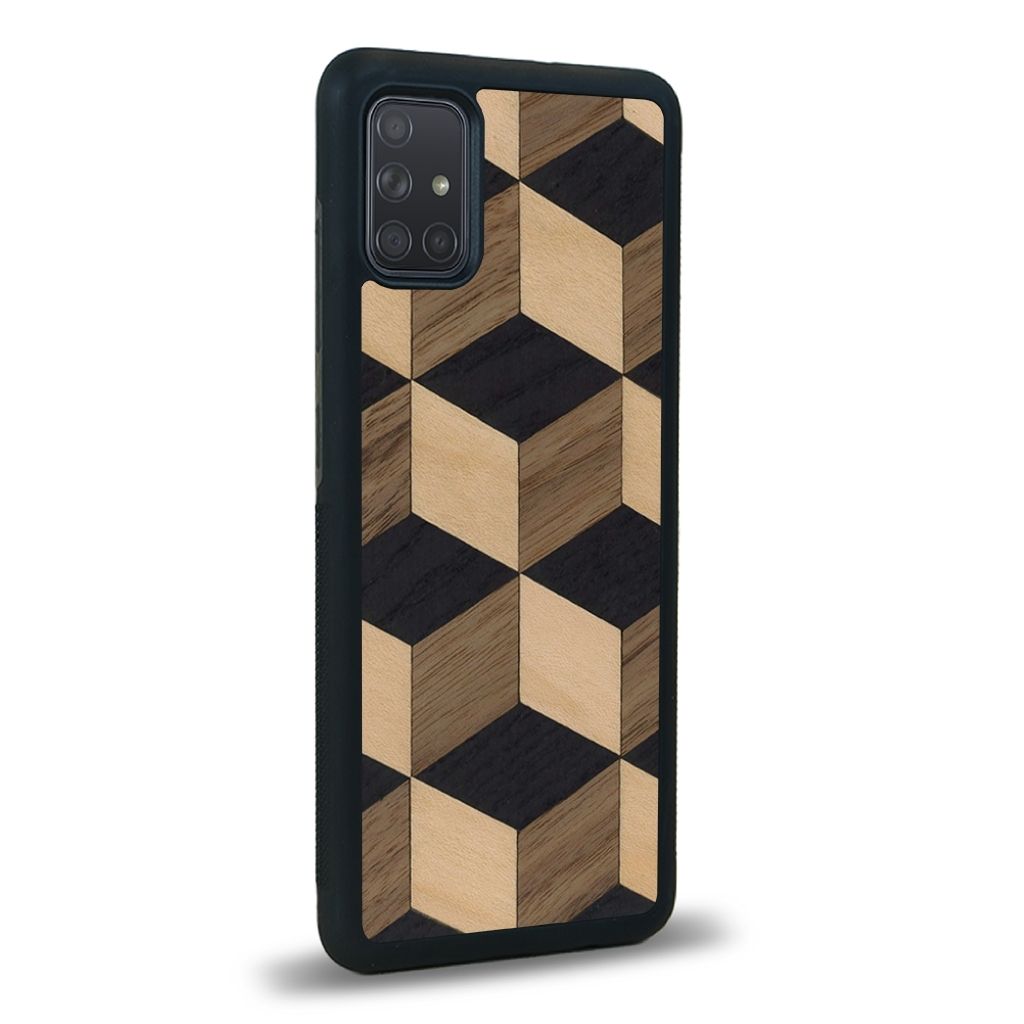 Coque de protection en bois véritable fabriquée en France pour Samsung A51 alliant plusieurs essences de bois pour représenter un classique intemporel de la marqueterie