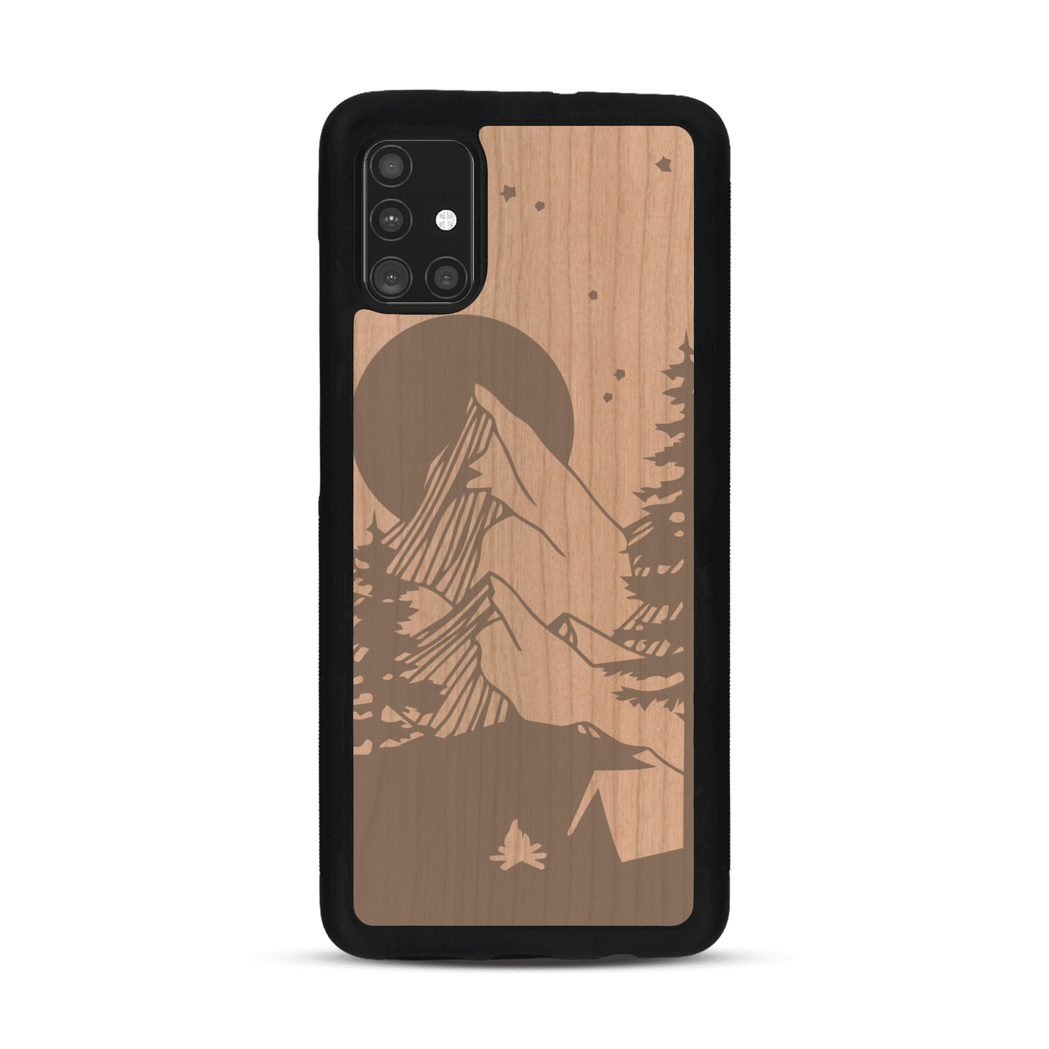 Coque de protection en bois véritable fabriquée en France pour  sur le thème du camping en pleine nature représentant une tente avec un feu de camp entouré de montagnes