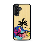 Coque de protection en bois véritable fabriquée en France pour Samsung A56 5G représentant un tigre coloré avec un design moderne et minimaliste sur le thème de la jungle et de la nature