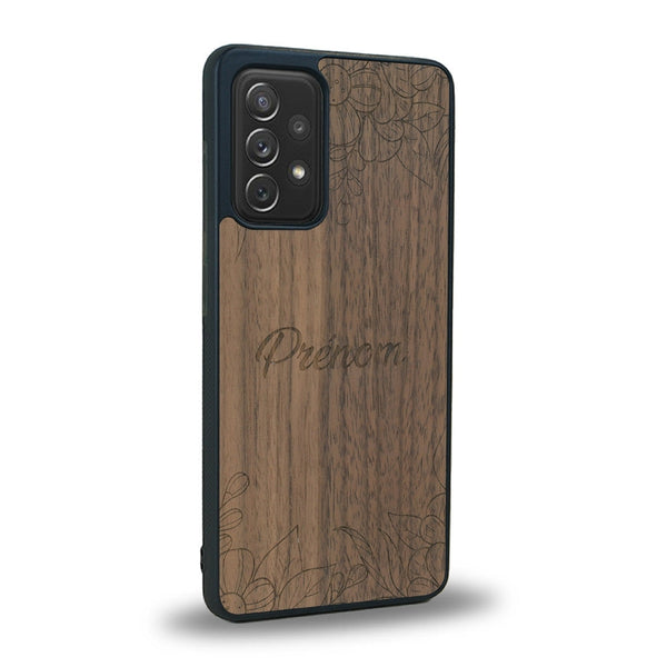 Coque de protection en bois véritable fabriquée en France pour Samsung A91 sur le thème de la fête des mères avec un motif représentant des fleurs et des feuilles