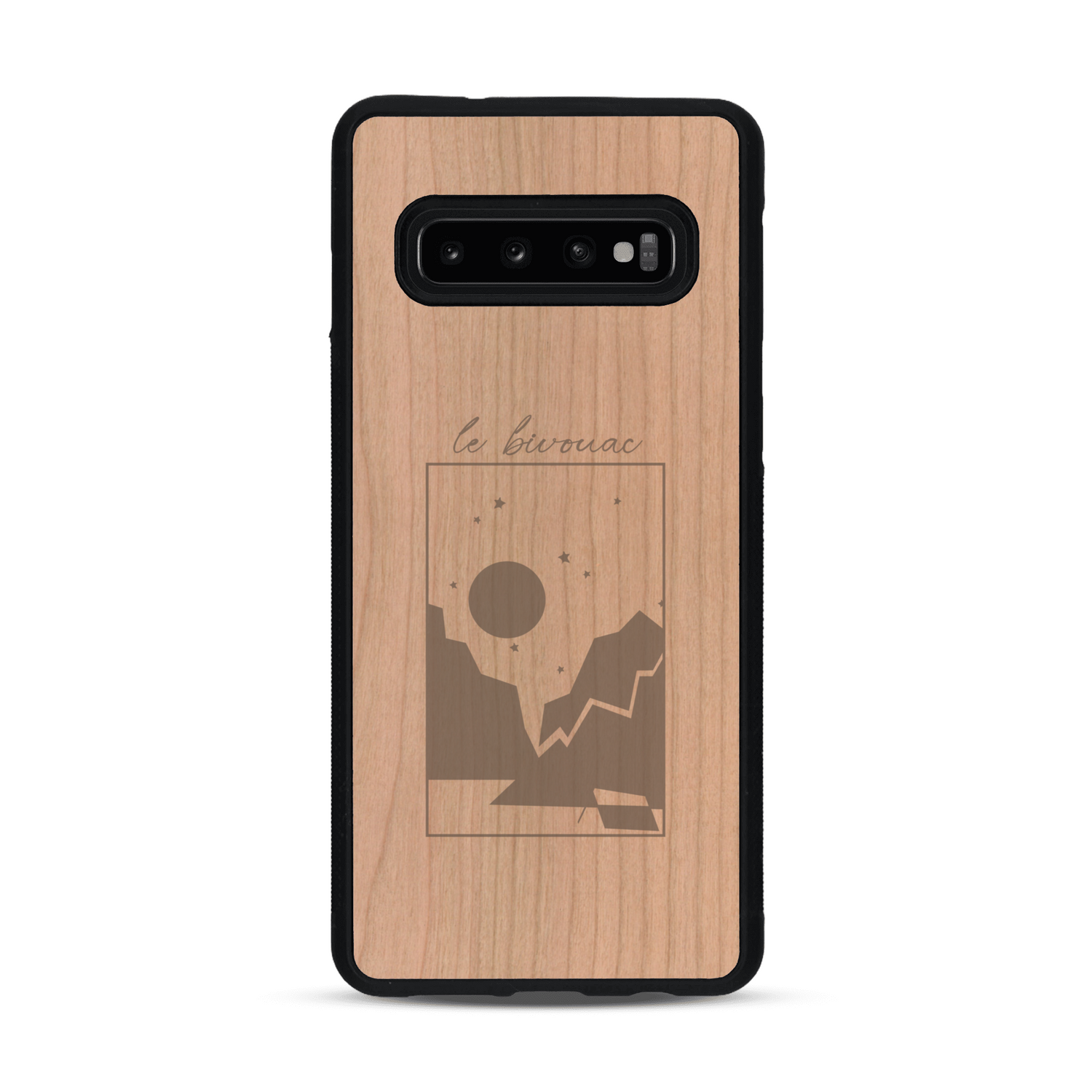 Coque de protection en bois véritable fabriquée en France pour  sur le thème du camping en pleine nature et du bivouac avec la phrase "Aventure is out there"