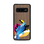 Coque de protection en bois véritable fabriquée en France pour Samsung S10 représentant un toucan coloré avec un design moderne et minimaliste sur le thème de la jungle et de la nature