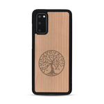 Coque de protection en bois véritable fabriquée en France pour  sur le thème de la spiritualité et du yoga avec une gravure zen représentant un arbre de vie