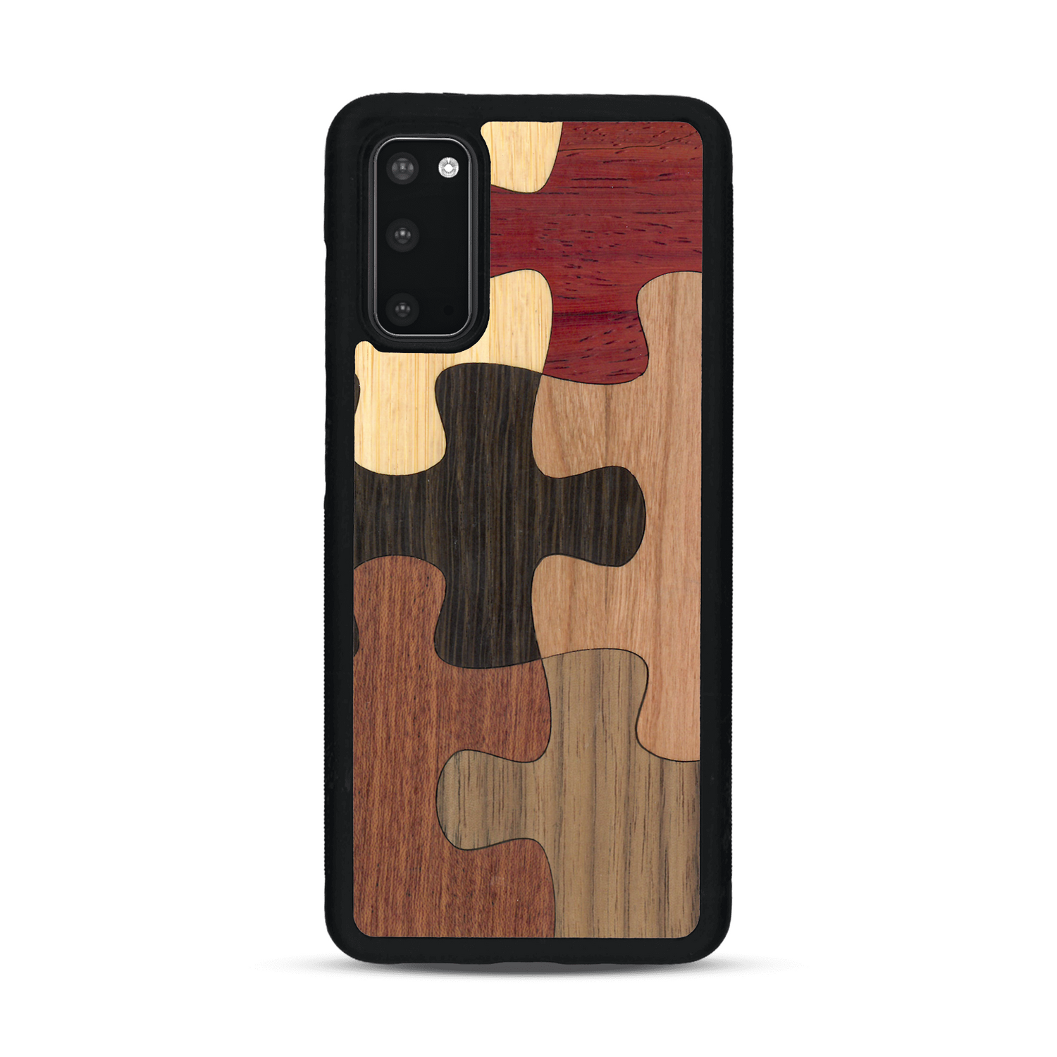 Coque de protection en bois véritable fabriquée en France pour  représentant un puzzle en six pièces qui allie du chêne fumé, du noyer, du bambou, du padouk, du merisier et de l'acajou
