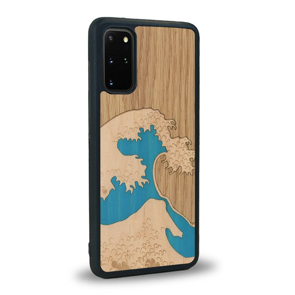 Coque de protection en bois véritable fabriquée en France pour Samsung S20+ alliant plusieurs essences de bois pour représenter la célèbre grande vague de Kanagawa