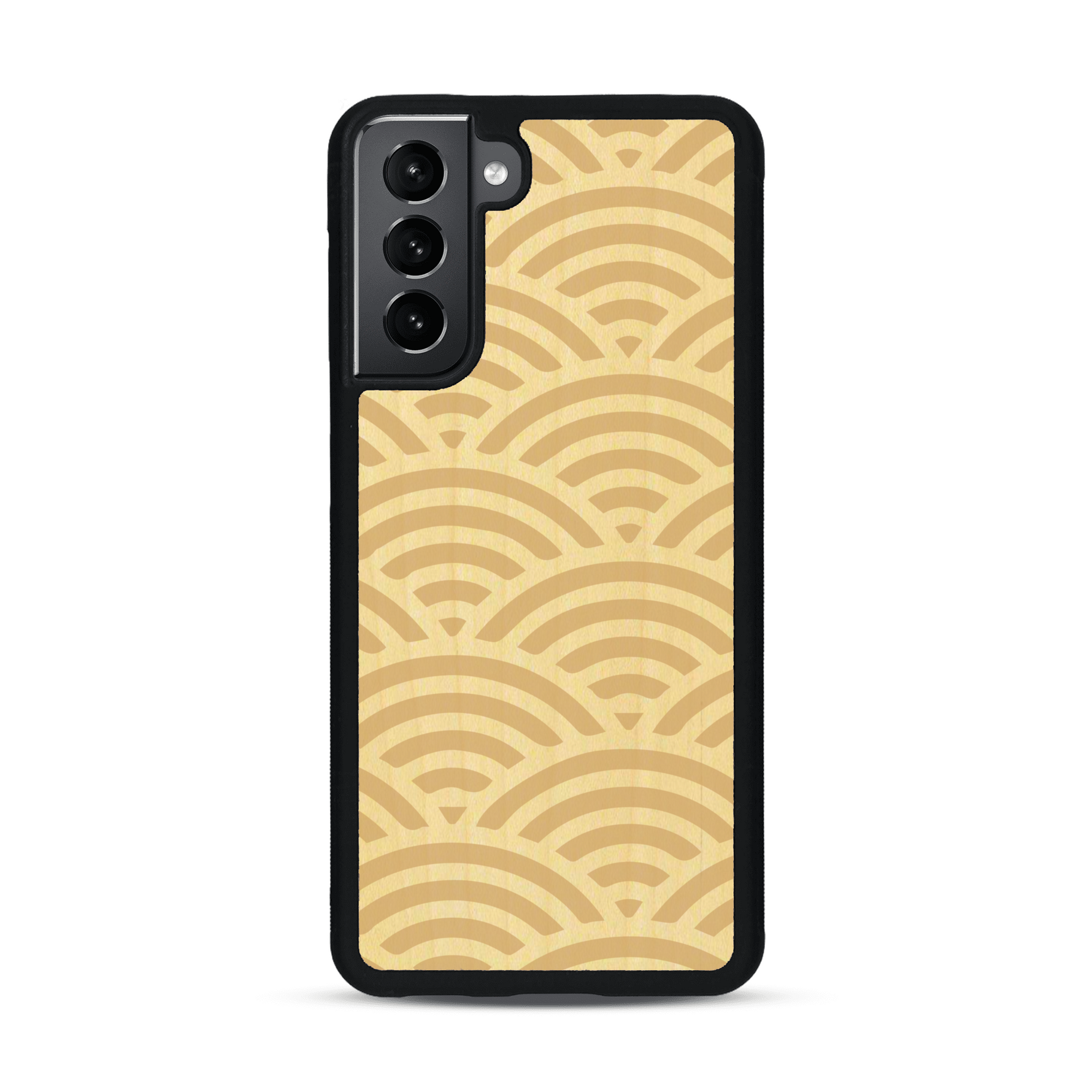 Coque de protection en bois véritable fabriquée en France pour  baptisée "La Sinjak" avec un motif de gravure abstrait représentant la répétition d'un symbole wifi