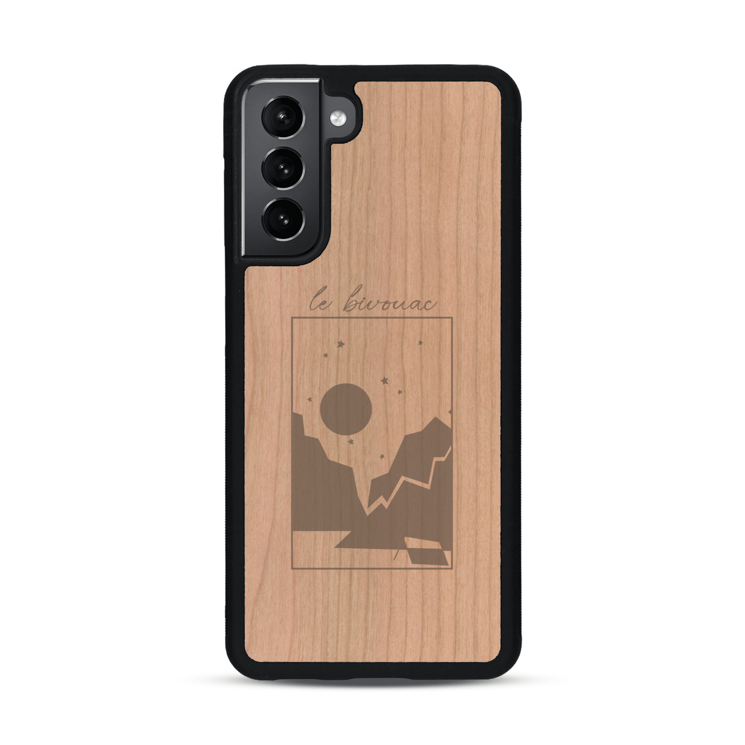 Coque de protection en bois véritable fabriquée en France pour  sur le thème du camping en pleine nature et du bivouac avec la phrase "Aventure is out there"