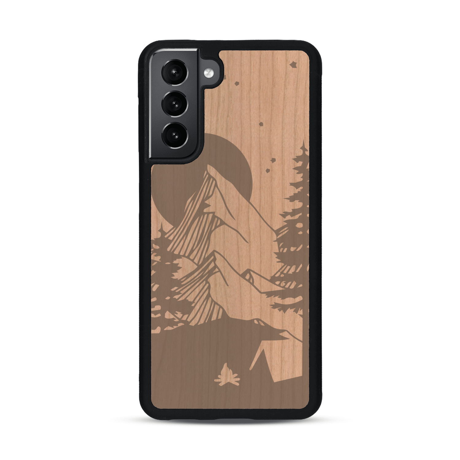 Coque de protection en bois véritable fabriquée en France pour  sur le thème du camping en pleine nature représentant une tente avec un feu de camp entouré de montagnes