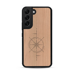 Coque de protection en bois véritable fabriquée en France pour  avec une gravure "rose des vents" sur le thème nautique et de l'océan qui s'inspire des boussoles de pirate