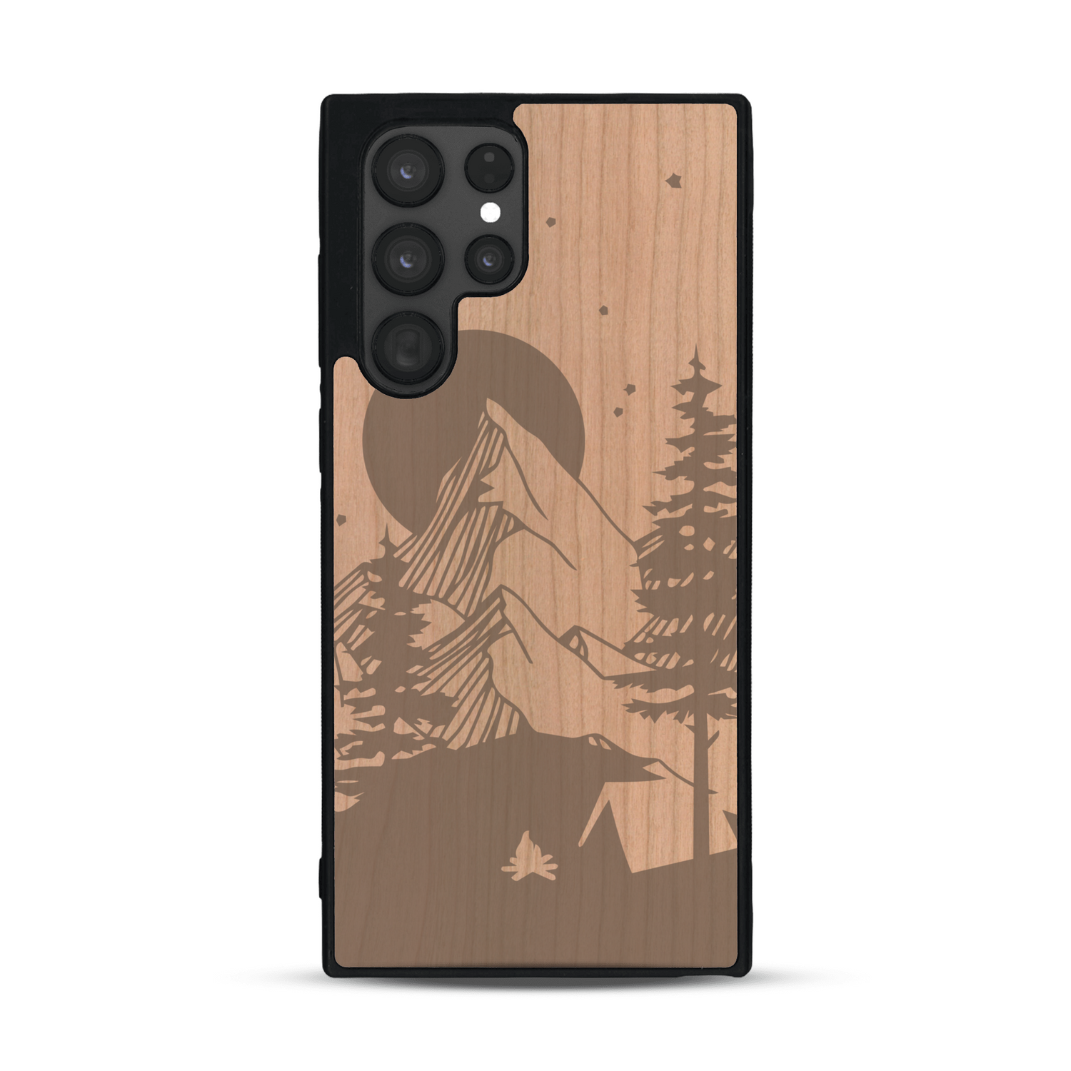 Coque de protection en bois véritable fabriquée en France pour  sur le thème du camping en pleine nature représentant une tente avec un feu de camp entouré de montagnes