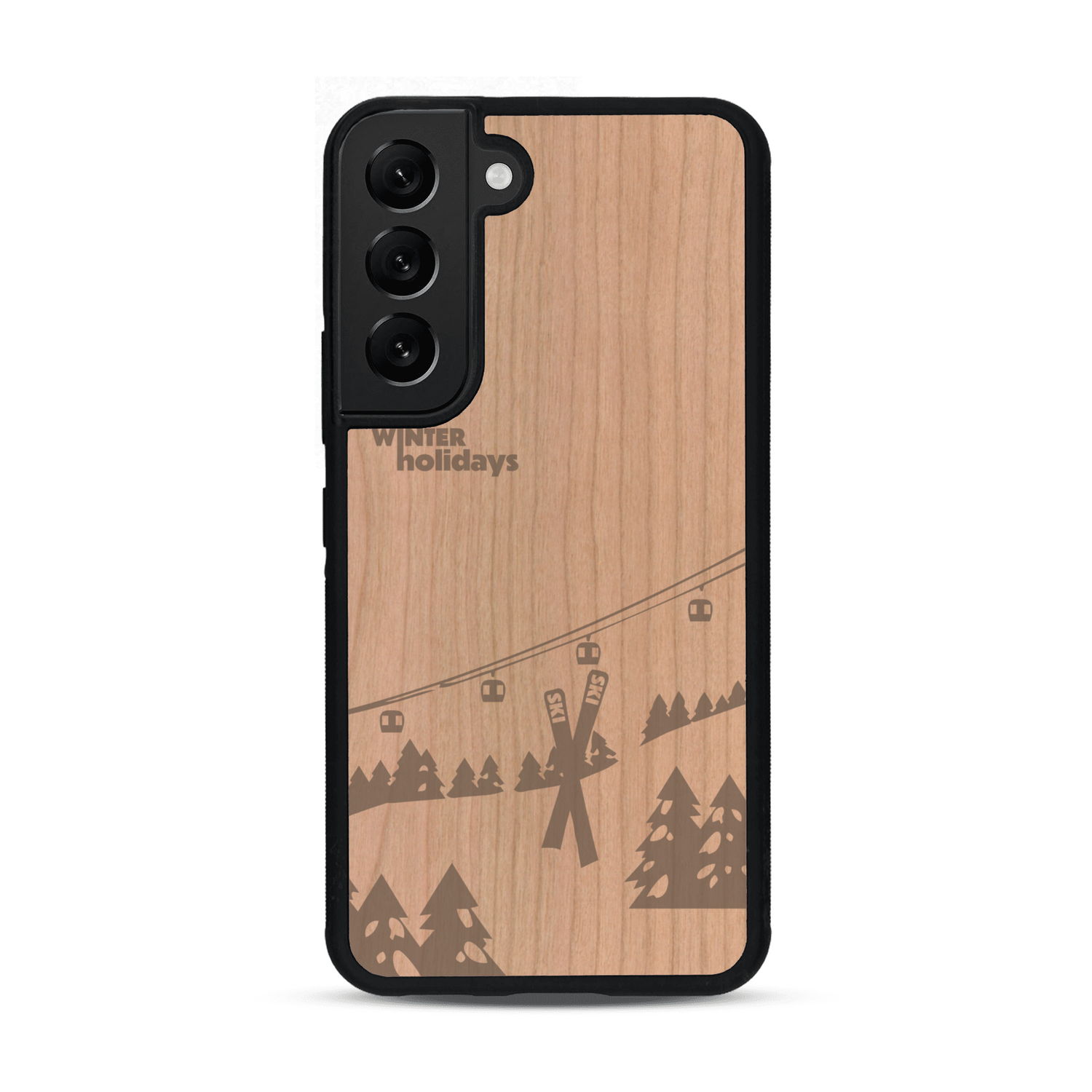 Coque de protection en bois véritable fabriquée en France pour  sur le thème de la montagne, du ski et de la neige avec un motif représentant une paire de ski plantée dans la neige avec en fond des montagnes enneigées