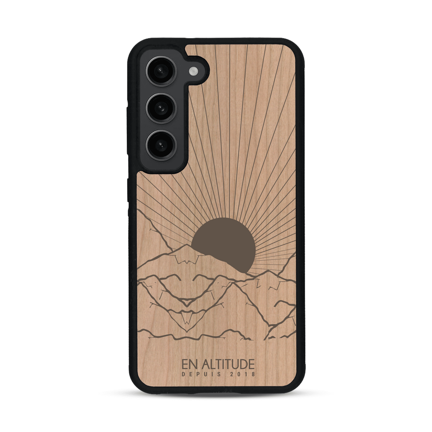 Coque de protection en bois véritable fabriquée en France pour  représentant des montagnes, sur le thème de la randonnée en pleine nature et du trail