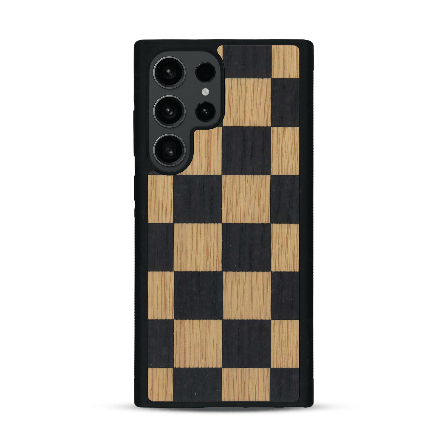 Coque de protection en bois véritable fabriquée en France pour  alliant plusieurs essences de bois pour représenter un damier