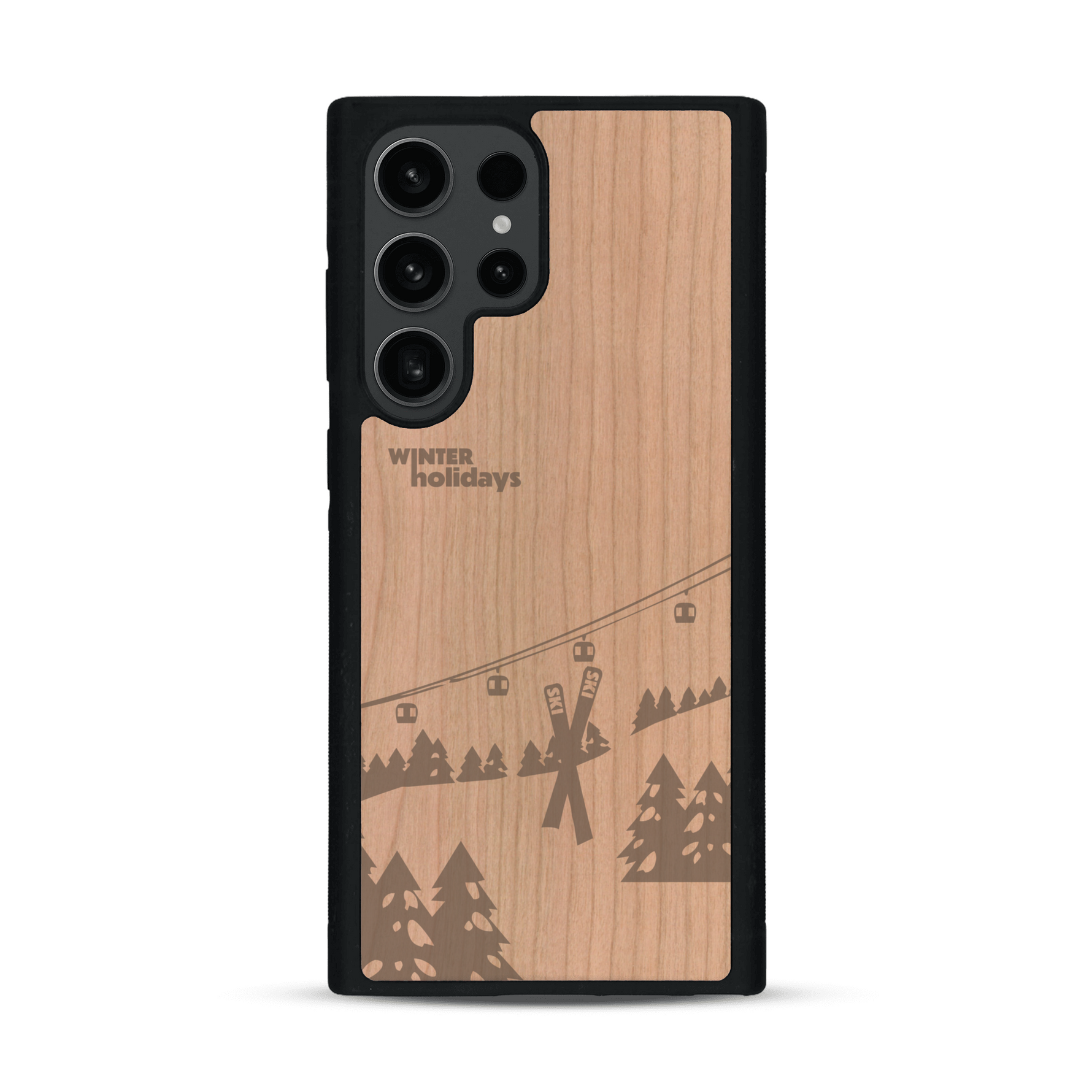 Coque de protection en bois véritable fabriquée en France pour  sur le thème de la montagne, du ski et de la neige avec un motif représentant une paire de ski plantée dans la neige avec en fond des montagnes enneigées