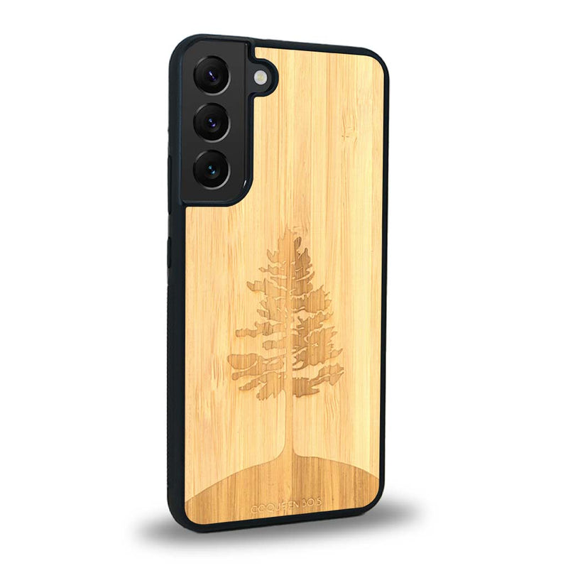 Coque de protection en bois véritable fabriquée en France pour Samsung S24 sur le thème de la nature, de la fôret et de l'écoresponsabilité avec une gravure représentant un arbre 