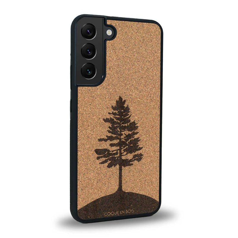 Coque de protection en bois véritable fabriquée en France pour Samsung S24 sur le thème de la nature, de la fôret et de l'écoresponsabilité avec une gravure représentant un arbre 