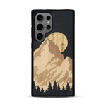 Coque de protection en bois véritable fabriquée en France pour  alliant plusieurs essences de bois pour représenter le mont Everest