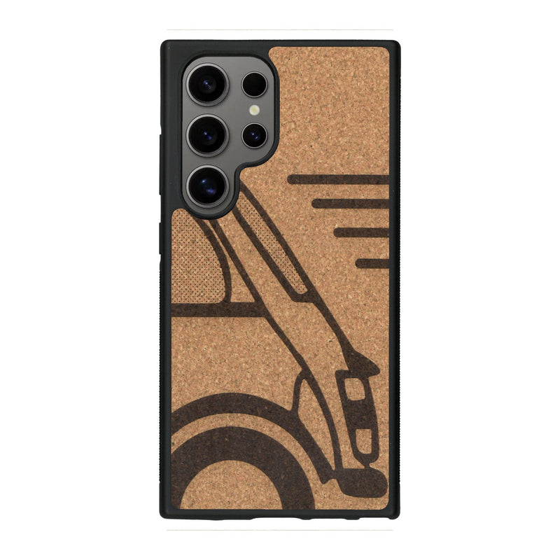 Coque de protection en bois véritable fabriquée en France pour Samsung S24 Ultra sur le thème de l'automobile avec une authentique Mini Cooper