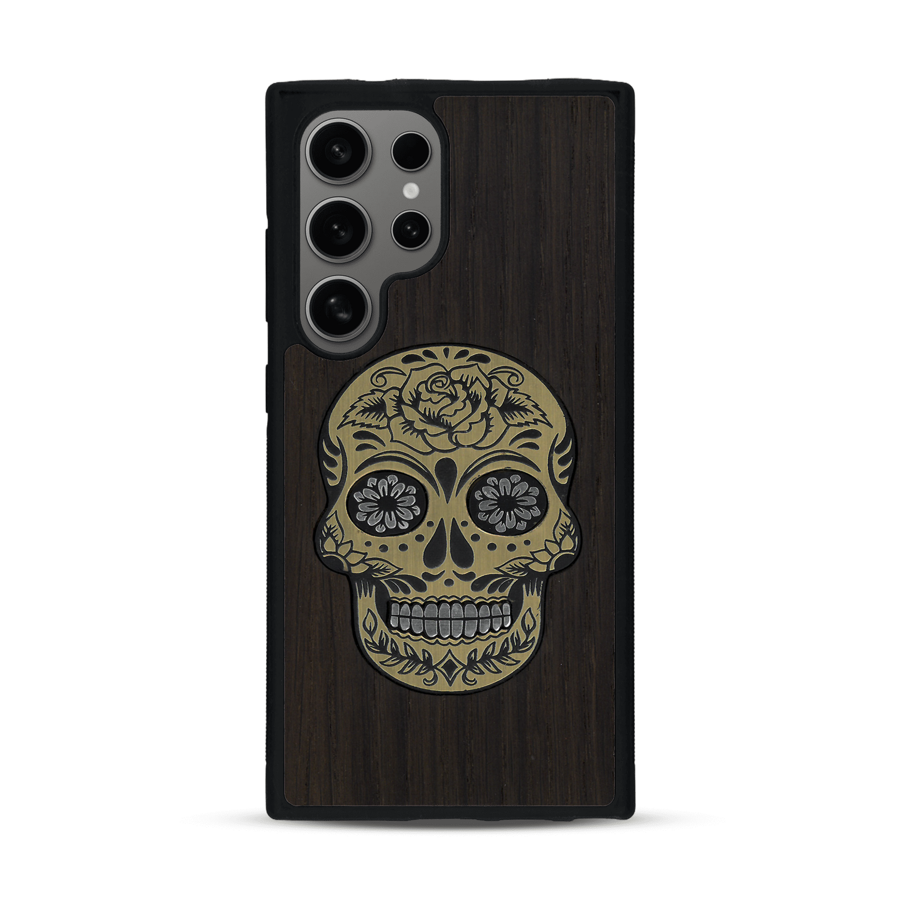 Coque de protection en bois véritable fabriquée en France pour  alliant du chêne fumé avec du métal argenté et doré représentant une tête de mort mexicaine sur le thème Dia de los Muertos