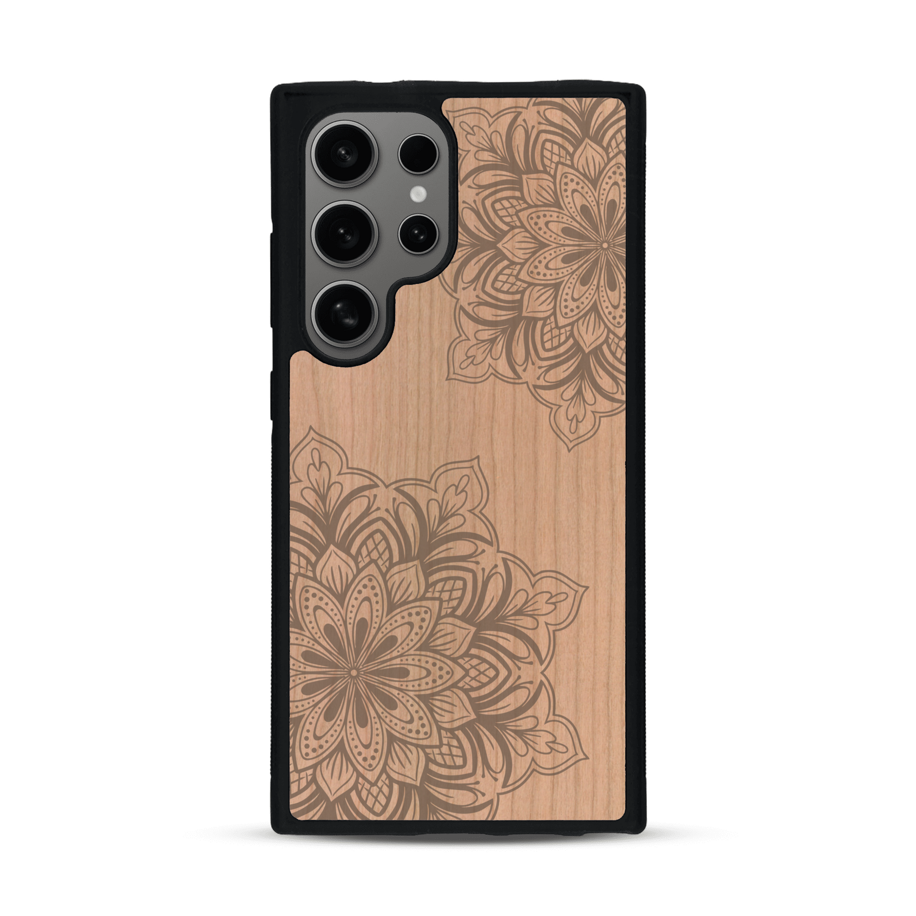Coque de protection en bois véritable fabriquée en France pour  sur le thème de la bohème et du tatouage au henné avec une gravure représentant un mandala