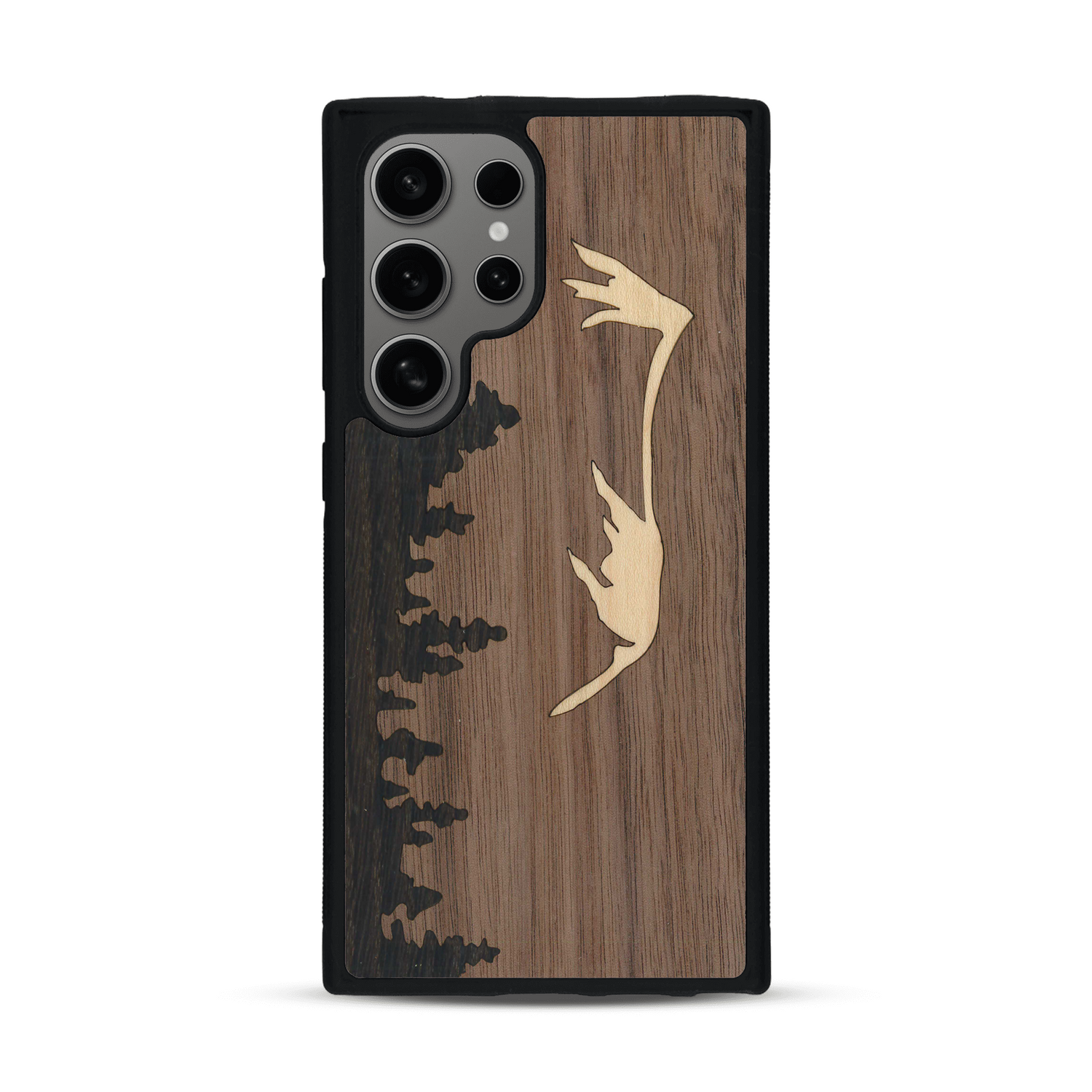Coque de protection en bois véritable fabriquée en France pour  sur le thème de la nature et de la montagne qui allie du chêne fumé, du noyer et du bambou représentant le mont mézenc