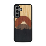 Coque de protection en bois véritable fabriquée en France pour  alliant plusieurs essences de bois pour représenter le mont Fuji