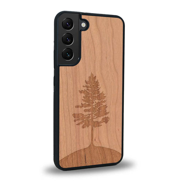 Coque de protection en bois véritable fabriquée en France pour Samsung S24+ sur le thème de la nature, de la fôret et de l'écoresponsabilité avec une gravure représentant un arbre 