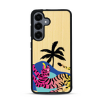 Coque de protection en bois véritable fabriquée en France pour Samsung S25 représentant un tigre coloré avec un design moderne et minimaliste sur le thème de la jungle et de la nature