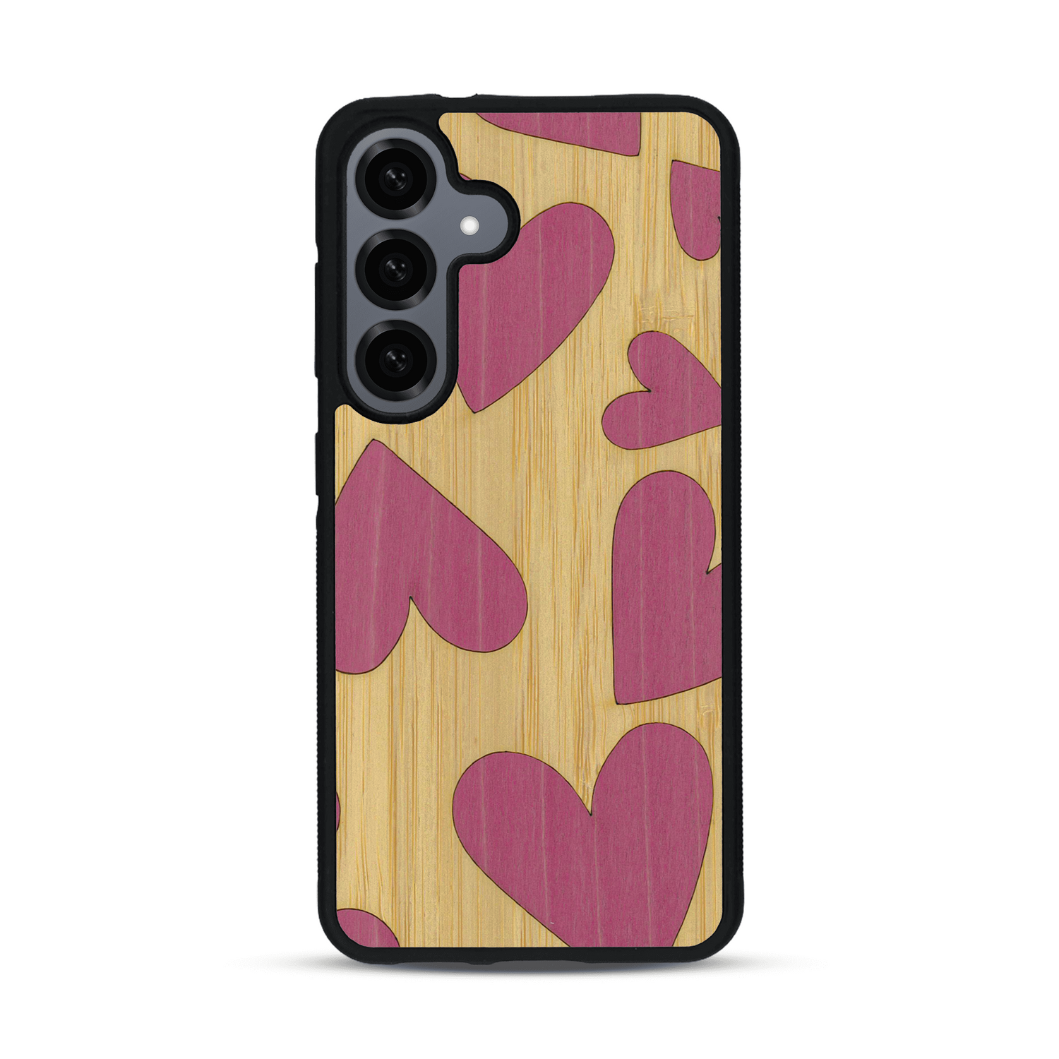 Coque de protection en bois véritable fabriquée en France pour  alliant plusieurs essences de bois pour représenter des coeurs pour les amoureux