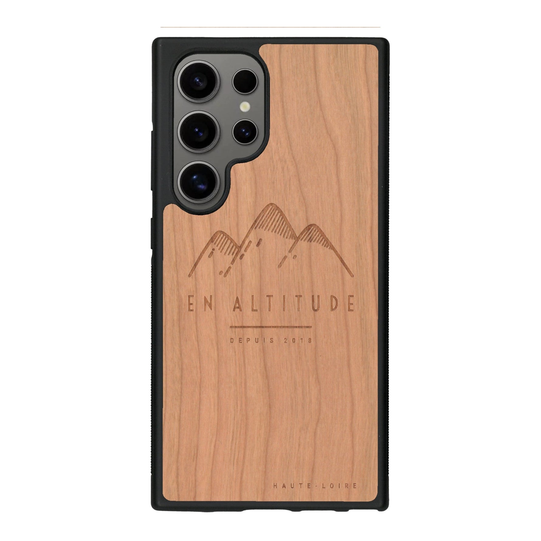 Coque de protection en bois véritable fabriquée en France pour Samsung S25 Ultra représentant des montagnes, sur le thème de la randonnée en pleine nature et du trail