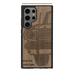 Coque de protection en bois véritable fabriquée en France pour Samsung S25 Ultra sur le thème de l'automobile avec une authentique Mustang