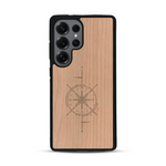 Coque de protection en bois véritable fabriquée en France pour  avec une gravure "rose des vents" sur le thème nautique et de l'océan qui s'inspire des boussoles de pirate