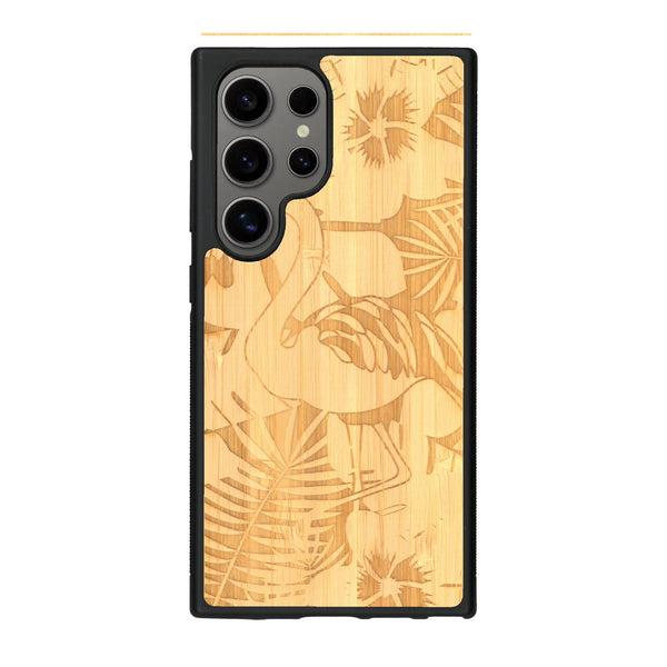 Coque de protection en bois véritable fabriquée en France pour Samsung S25 Ultra sur le thème de la nature et des animaux représentant un flamant rose entre des fougères