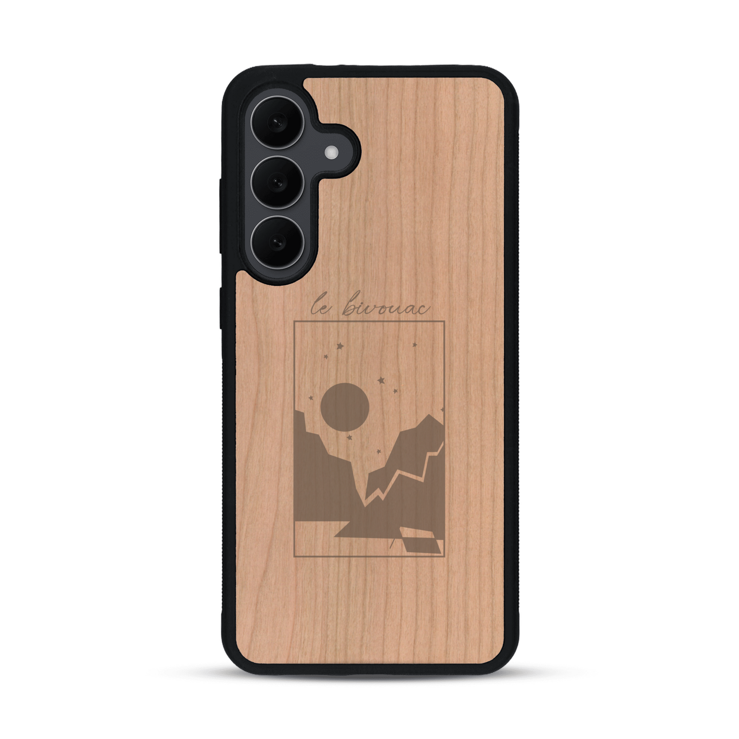 Coque de protection en bois véritable fabriquée en France pour  sur le thème du camping en pleine nature et du bivouac avec la phrase "Aventure is out there"