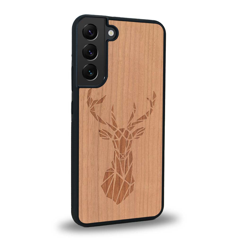 Coque de protection en bois véritable fabriquée en France pour Samsung S25+ sur le thème de la nature et des animaux représentant une tête de cerf gométrique avec un design moderne et minimaliste
