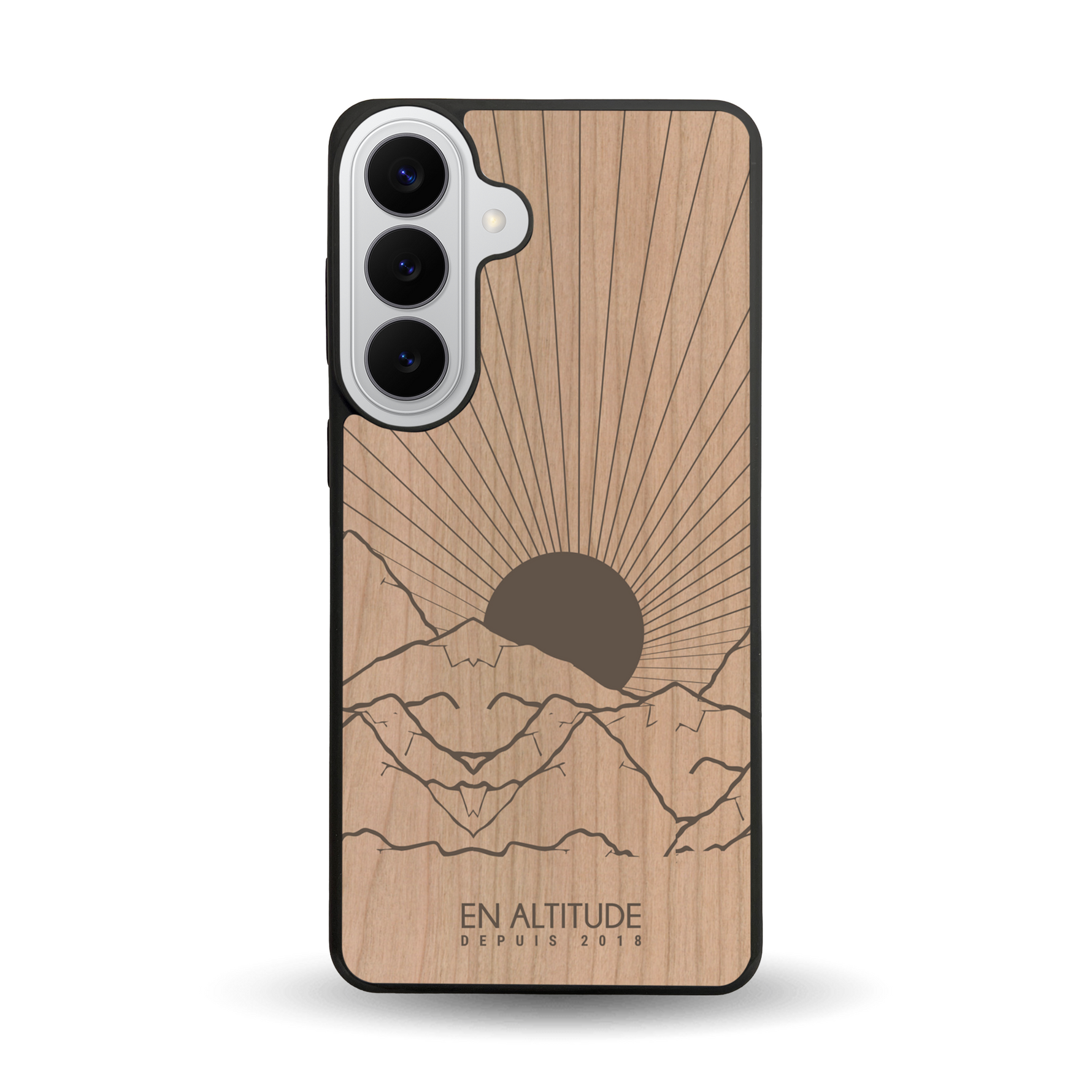 Coque de protection en bois véritable fabriquée en France pour  représentant des montagnes, sur le thème de la randonnée en pleine nature et du trail