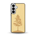 Coque de protection en bois véritable fabriquée en France pour  sur le thème de la nature, de la fôret et de l'écoresponsabilité avec une gravure représentant un arbre 