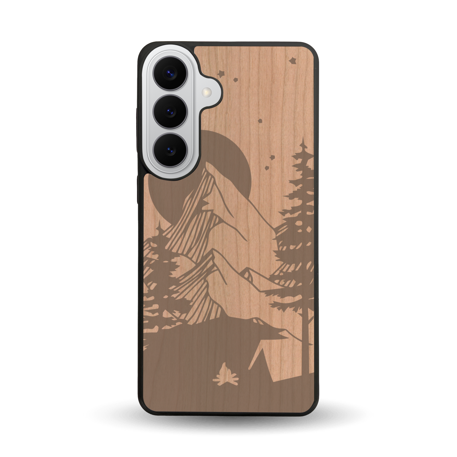 Coque de protection en bois véritable fabriquée en France pour  sur le thème du camping en pleine nature représentant une tente avec un feu de camp entouré de montagnes