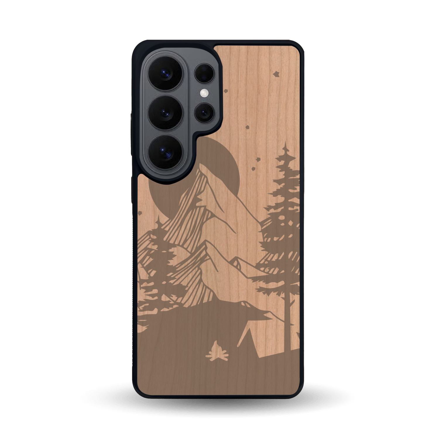 Coque de protection en bois véritable fabriquée en France pour Samsung S26 Ultra sur le thème du camping en pleine nature représentant une tente avec un feu de camp entouré de montagnes