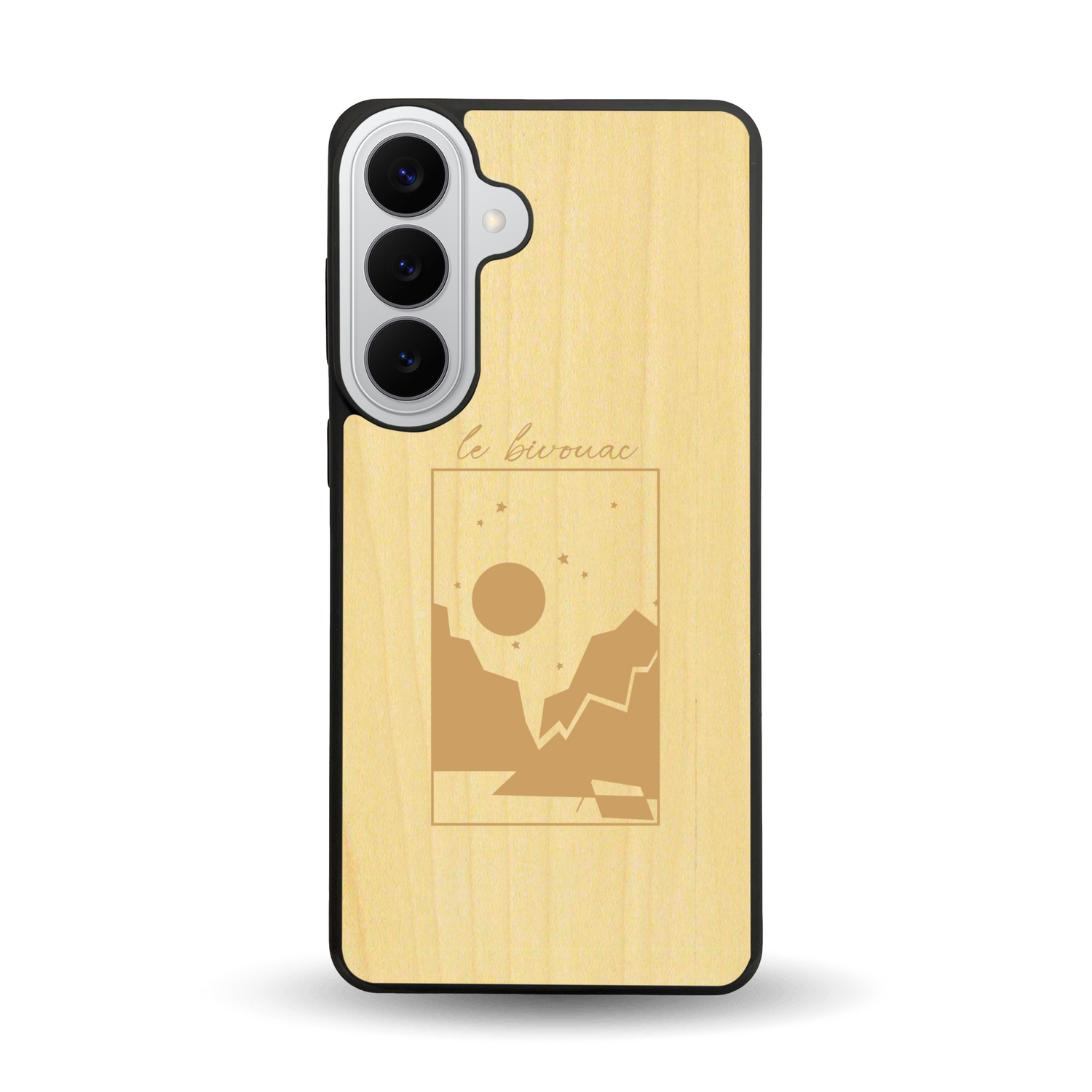 Coque de protection en bois véritable fabriquée en France pour Samsung S26+ sur le thème du camping en pleine nature et du bivouac avec la phrase "Aventure is out there"