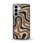 Coque de protection en bois véritable fabriquée en France pour Samsung S26+ alliant plusieurs essences de bois pour représenter une ondulation